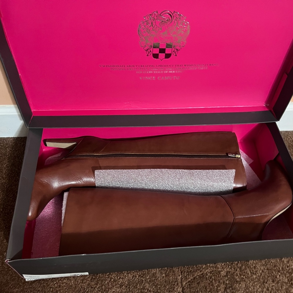 NIB -Never Been Worn - Vince Camuto-Meresa Knee High Stillo Boots-9M-Brown